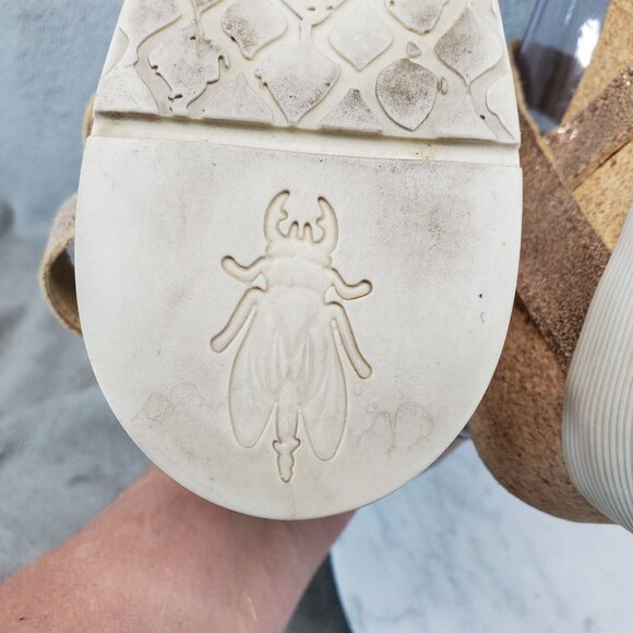 Fly London Shoes Womens EU 40 US 9-9.5 Gold Leather Wink Ankle Strap Sandals - Picture 8 of 14